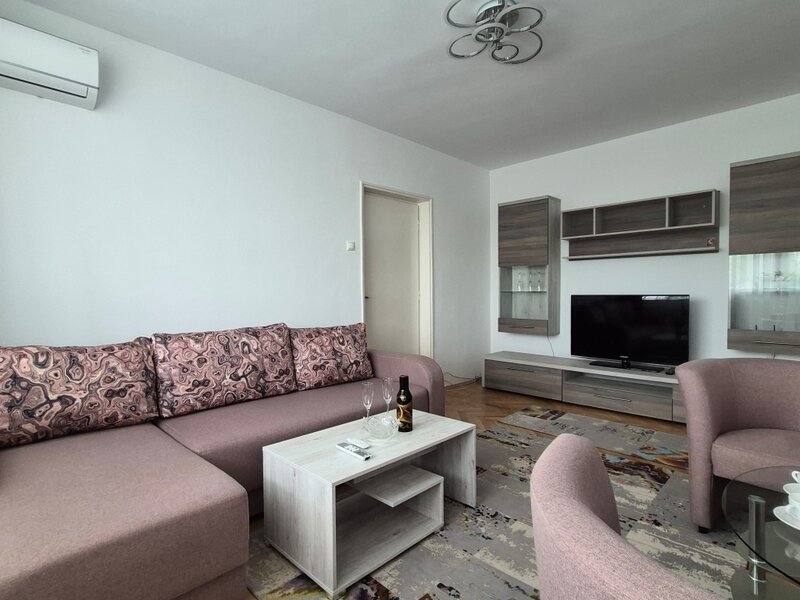 Parcul Circului, Lacul Tei, apartament elegant